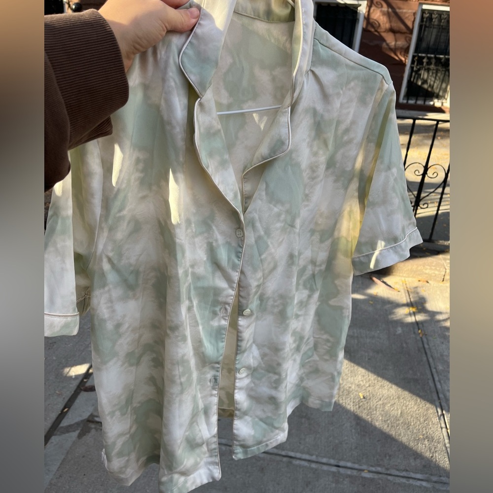 Tie dye matching set in white and soft green